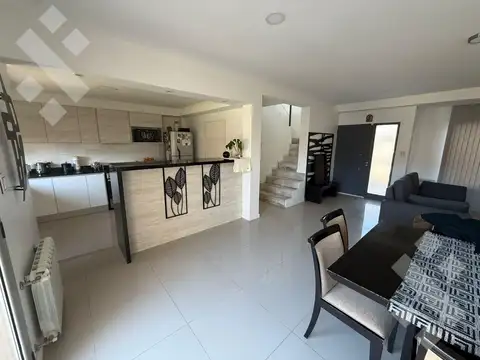 Casa en Venta en Neuquén, USD 450.000