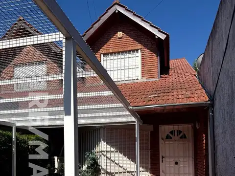 Alsina 900