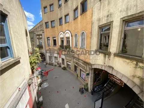 Locales en venta en Shopping Plaza Canning