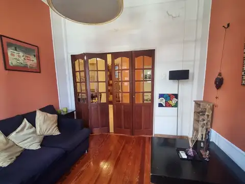 Avenida Corrientes 1700, Piso 1