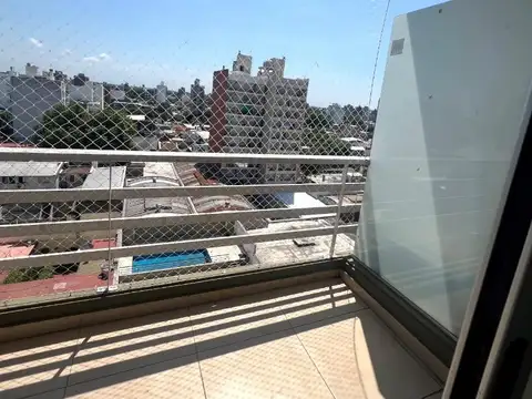 Departamento en Alquiler en Echesortu, $ 400.000
