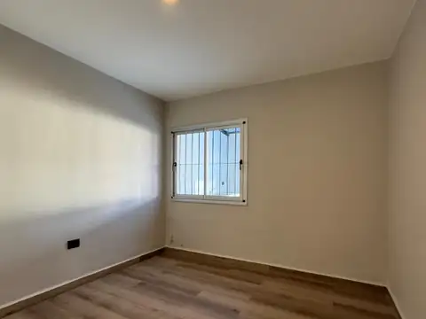 Casa en Venta en Poeta Lugones, USD 135.000