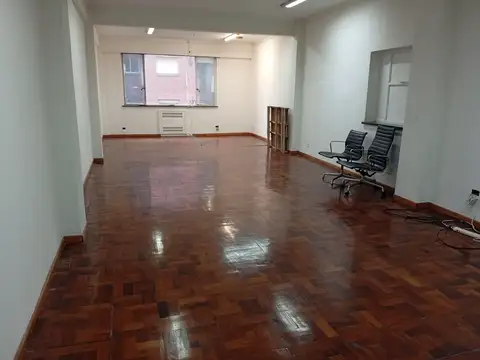 Avenida Belgrano 600, Piso 4