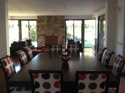 Boulevard Juan Pablo II e/ Almería y Milán