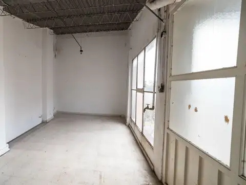 ALQUILER COMERCIAL PISO 5 EXCLUSIVO EN PICHINCHA