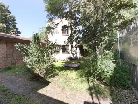 Venta casa Torcuato Lote 1.000 m2 Pileta Quincho