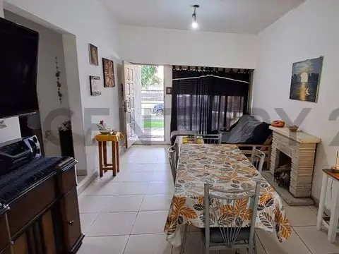 Venta Casa 3 Ambientes 2 Dormitorios Loma Hermosa Patio Jardín Terraza - Rebajado