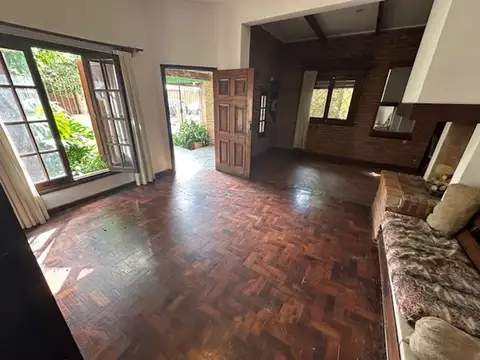 Casa en Venta en Carapachay, USD 180.000