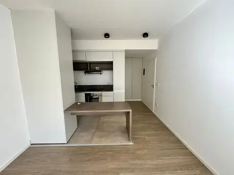 Oficina en Alquiler en Nuñez, $ 550.000