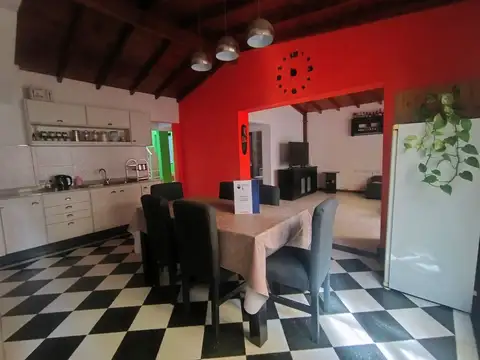 Depto Tipo Casa en Venta de 5 ambientes