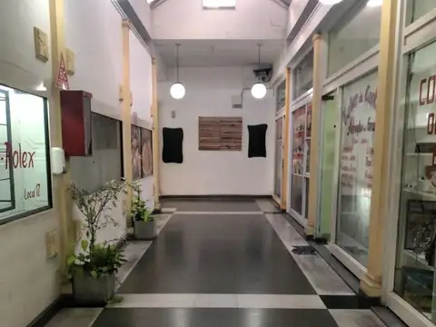 Local en Alquiler en Villa Urquiza, $ 550.000