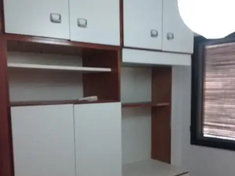 Departamento En Venta En Ezpeleta Este