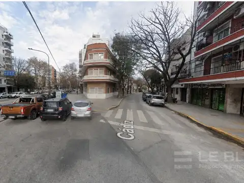 Local en Alquiler en Parque Chas, $ 1.300.000