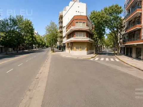 Local en Alquiler 60 años