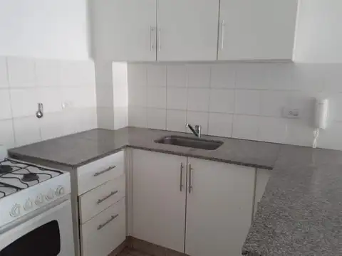 9 De Julio 4044, 2