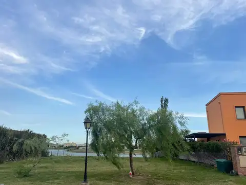 Terreno a la laguna - area 6 - San Sebastián