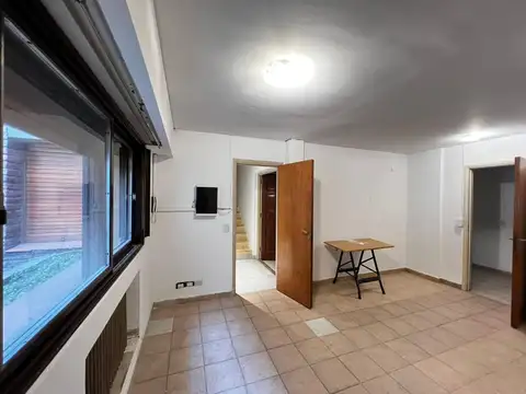 Depto Tipo Casa en Alquiler con 1 cocheras