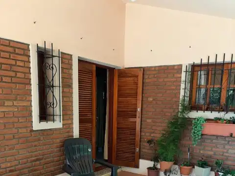 CASA CON GAS NATURAL EN MINA CLAVERO