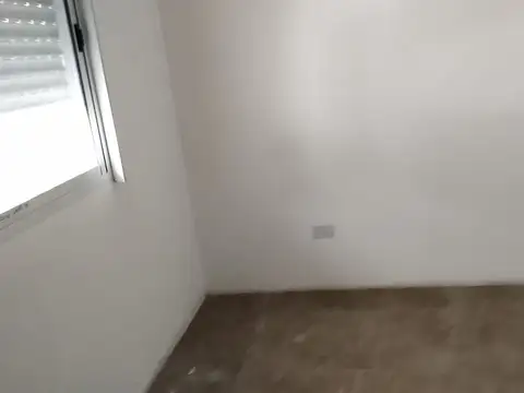 CASA A ESTRENAR - 2 DORMITORIOS - COCHERA  