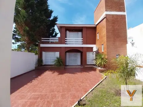 Depto Tipo Casa en Venta al Noreste