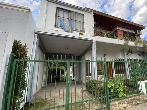 Depto Tipo Casa en Venta de 3 ambientes