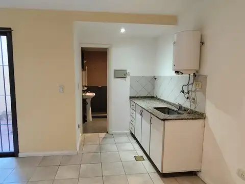 MONOAMBIENTE EN EXCELENTE ZONA - IDEAL INVERSION