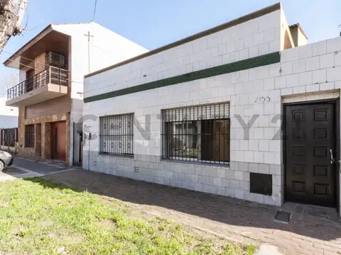 VENTA PH 3 AMBIENTES  LANÚS
