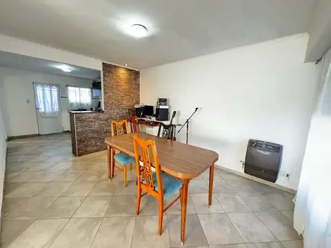 Depto Tipo Casa en Venta 5 años