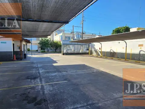 Galpon en Venta 43  mts Fondo