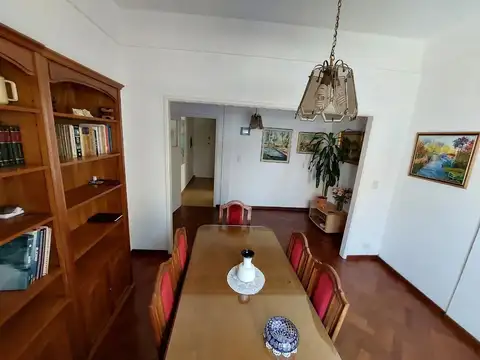 Departamento en Venta de 5 ambientes