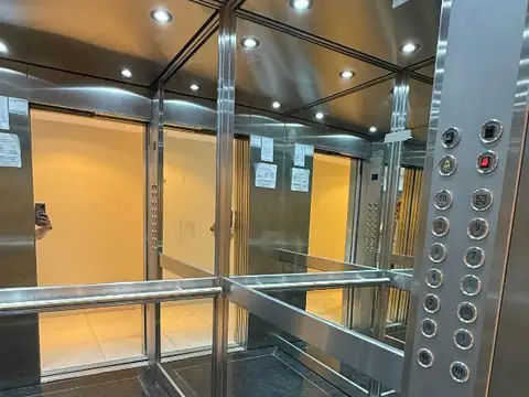 VENTA DEPARTAMENTOS OV. LAGOS Y MENDOZA 1 DORMITORIO Y MONOAMBIENTE CON TERRAZA EXCLUSIVA. cochera