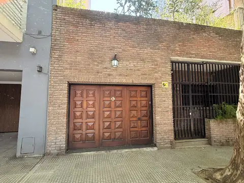 Casa en alquiler para uso comercial Superficie total 311 M2