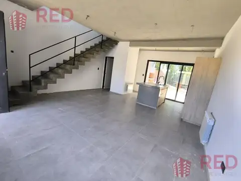 Depto Tipo Casa en Venta en Centenario, USD 179.000
