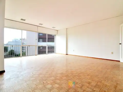 Departamento en Venta de 5 ambientes
