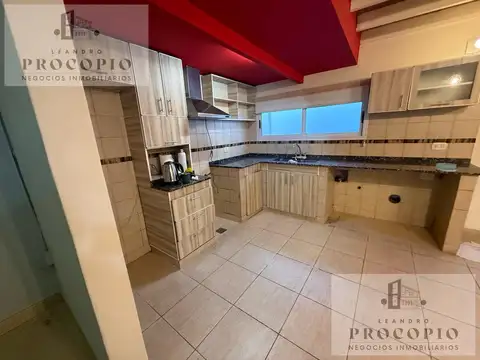 Depto Tipo Casa en Alquiler de 2 dormitorios