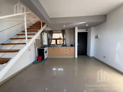 Departamento en Alquiler en Lanús Este, $ 550.000