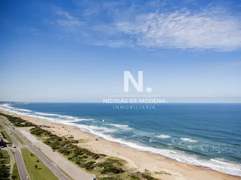 Departamento frente al mar en venta, Piso alto. 3 dormitorios. Torre Le Parc,  Punta del Este