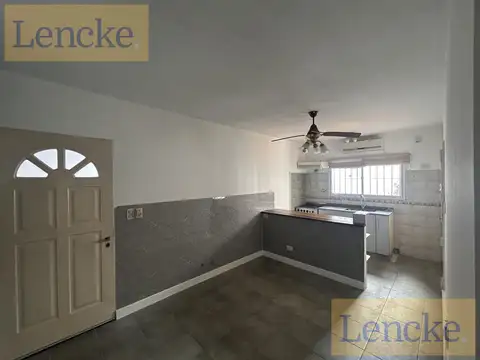 Casa en Alquiler de 1 dormitorio