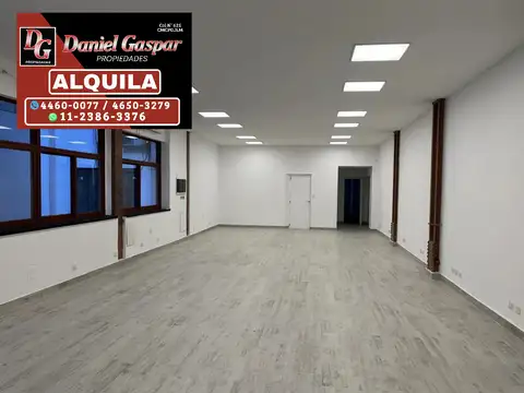ALQUILER – OFICINA COMERCIAL RECIEN PINTADA – EXCELENTE UBICACIÓN