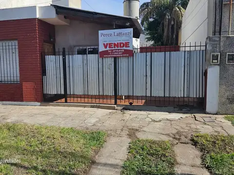 Venta Casa lote propio de 116 m2 en Caseros