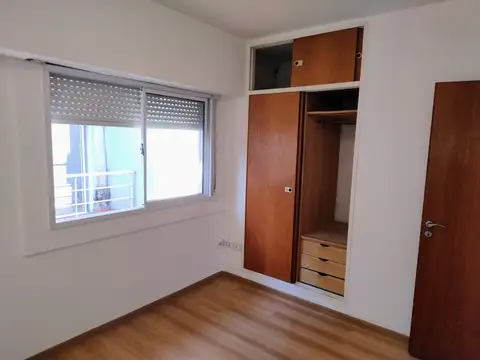 Depto Tipo Casa 2 ambientes con 1 baño