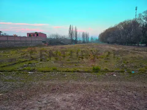 Century 21 López VENDE amplio TERRENO en zona céntrica y estratégica de Tupungato Mendoza