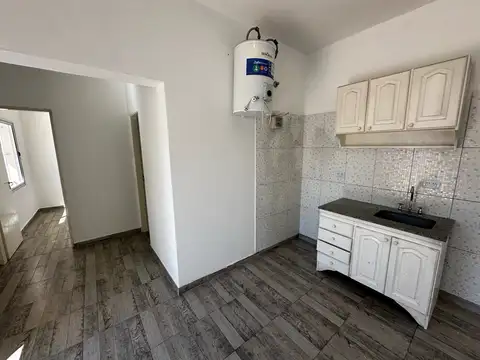 Depto Tipo Casa en Alquiler de 1 dormitorio