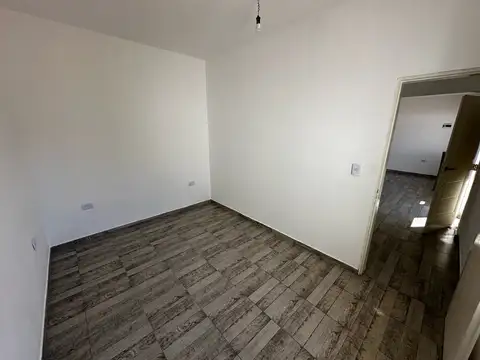 Depto Tipo Casa en Alquiler al Este