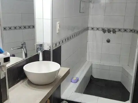 Casa lote propio - Cerca del Parque Chacabuco