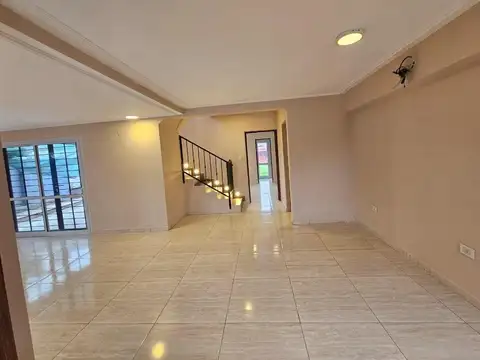 Casa en Alquiler en Yerba Buena, $ 1.800.000