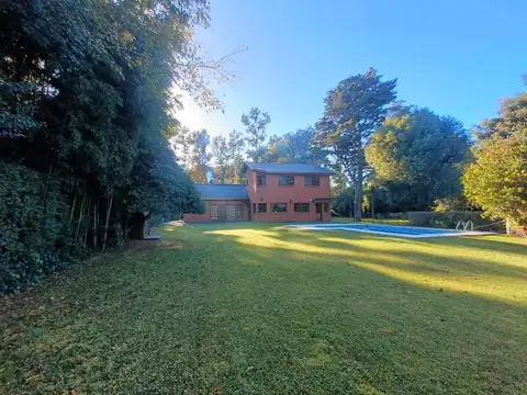 Casa en Venta en Los Naranjos, USD 423.000