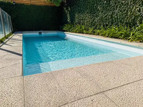 Casa 6 ambientes con 4 baños