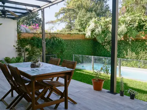 Casa en Venta en La Lucila, USD 875.000
