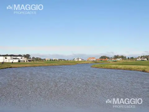 Terreno en Venta de 893,0 m2